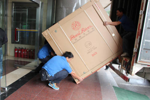 望奎钢琴贵重工艺品无忧运